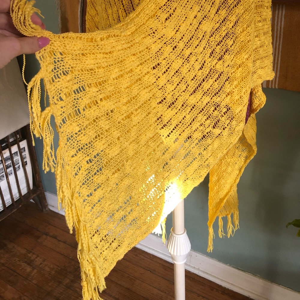 Crochet Shawl Wrap - Picture 4 of 5